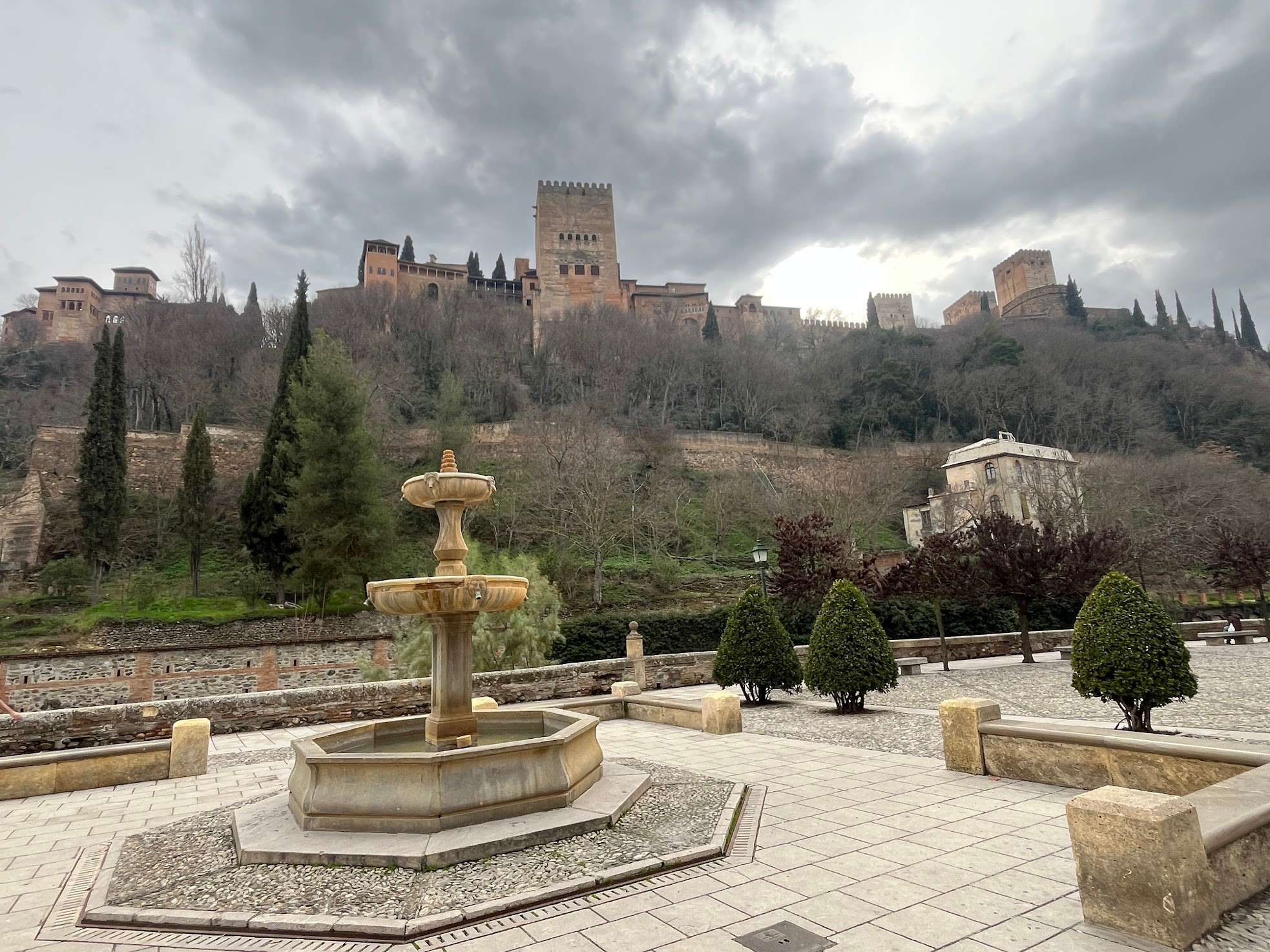 granada albayzin plaza