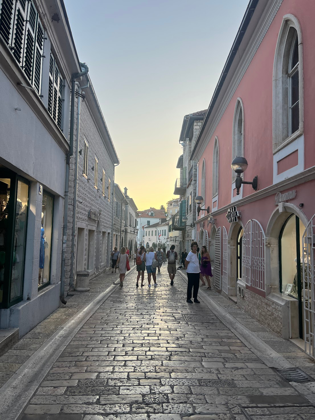 herceg novi cobble stone