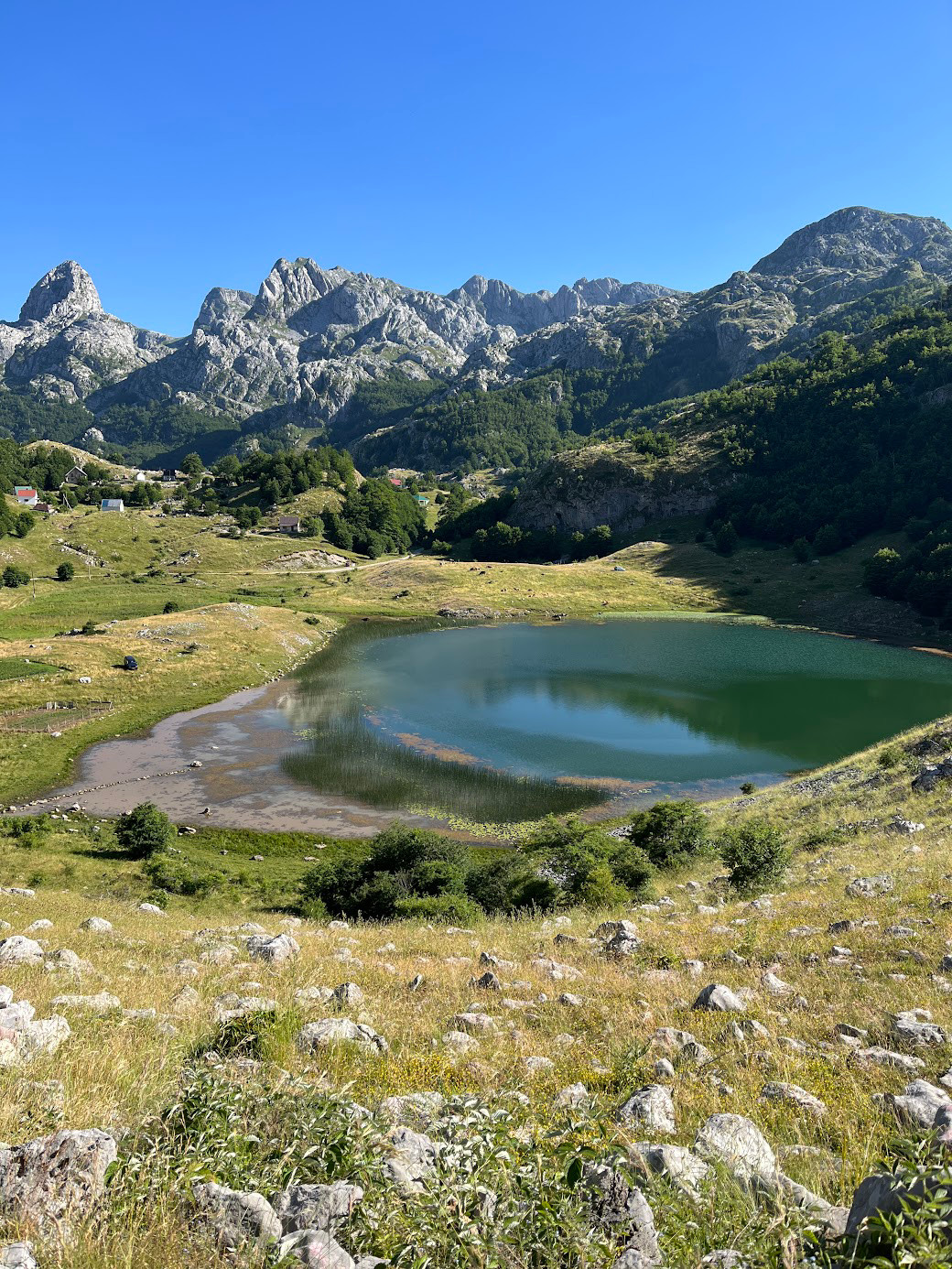 road to Bukumirsko jezero2