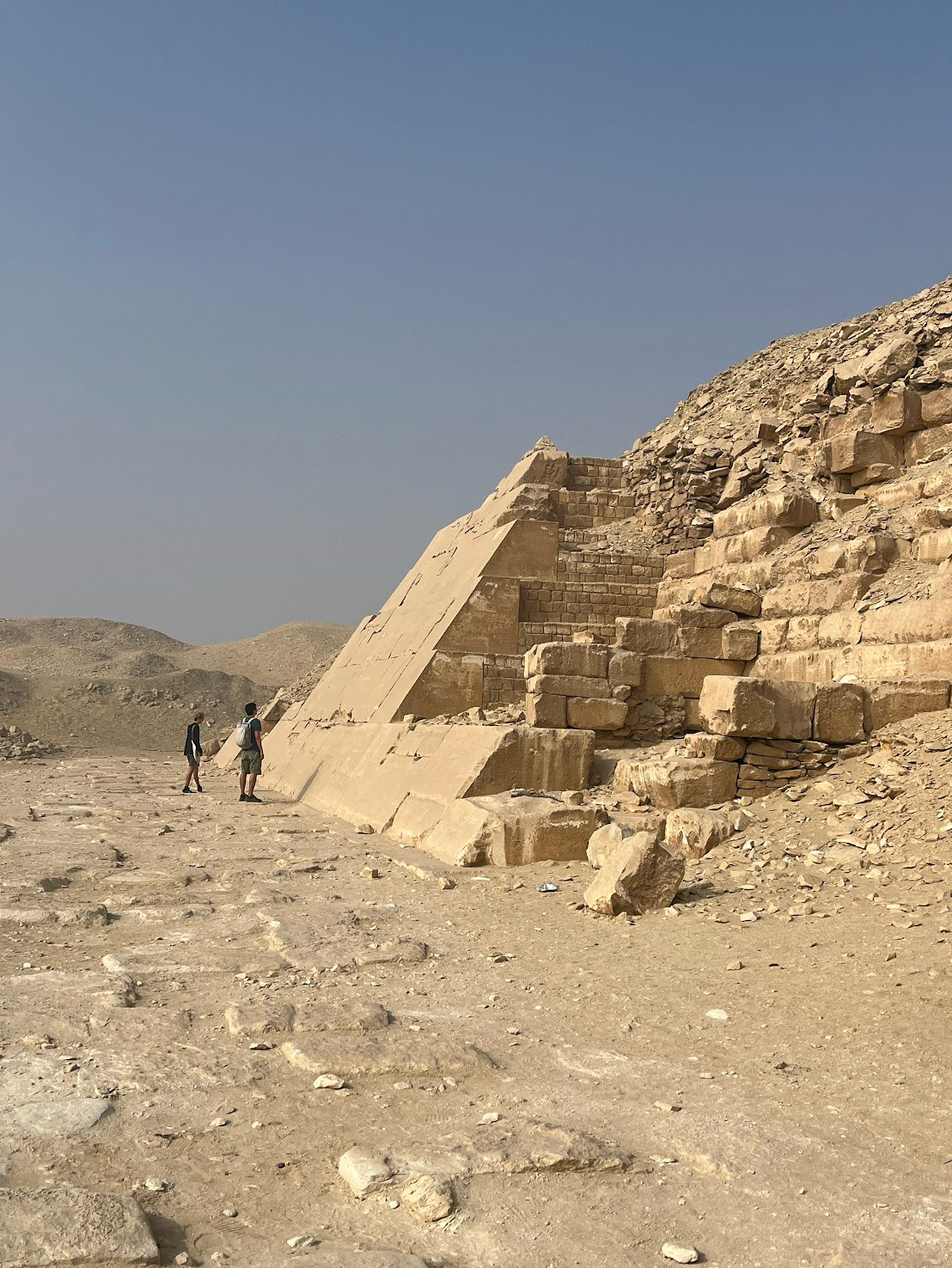 saqqara pyramid outer surface