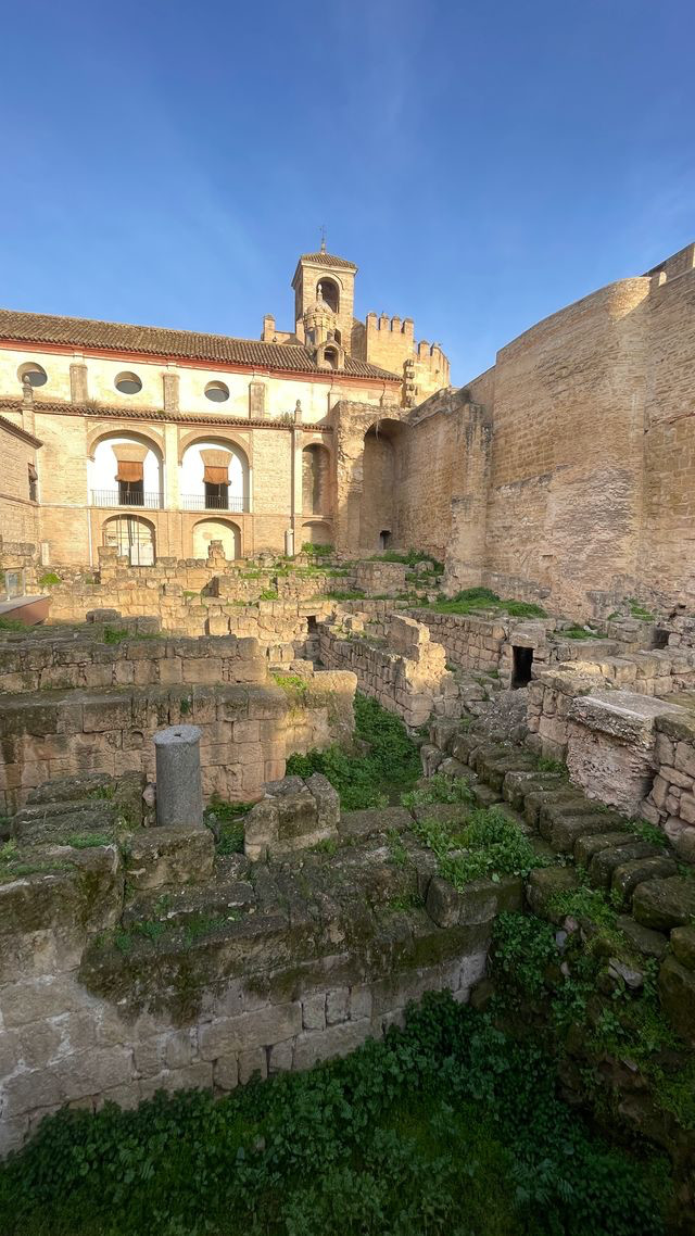 cordoba alcazar roman ruin