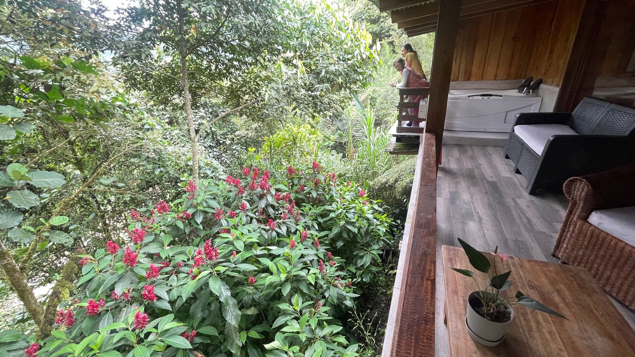 mindo villa porch