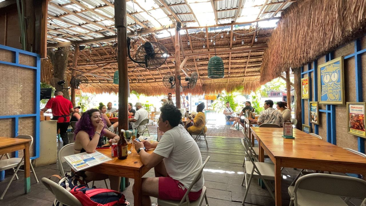 playa del carmen beach vibe eatery