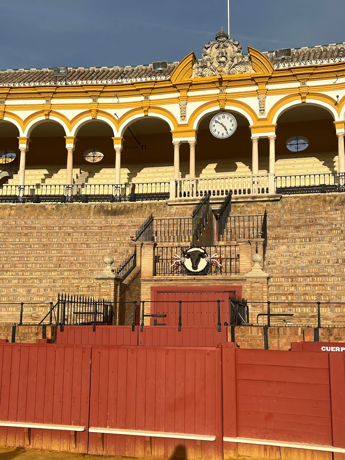 sevilla bullfight arena royal seat