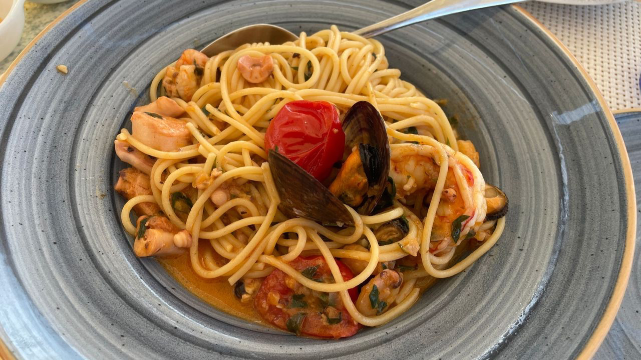 santtorini seafood pasta