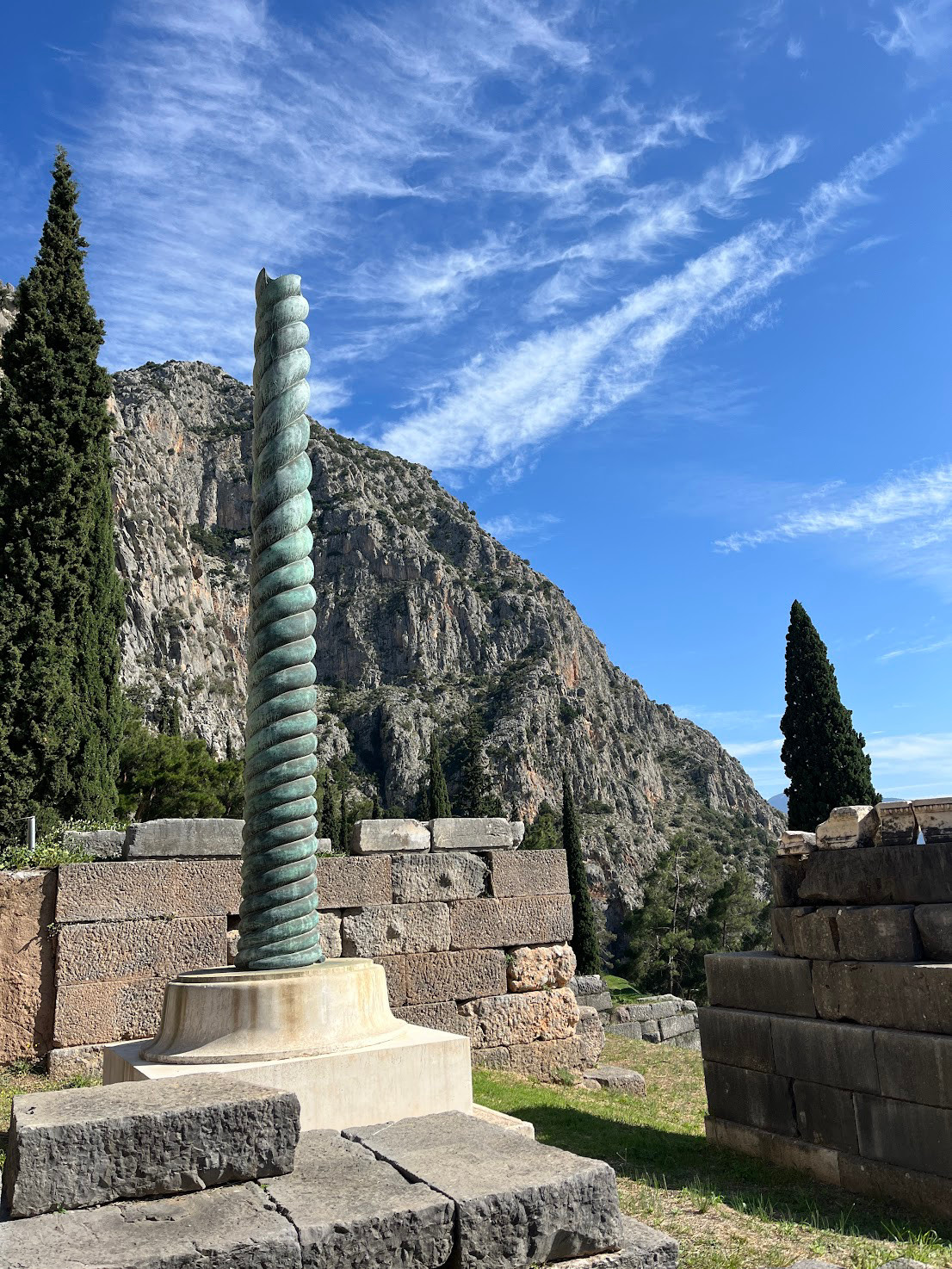 delphi snake column