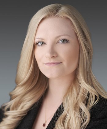 Bethany Krystek, Associate, Corporate | Paul Hastings LLP