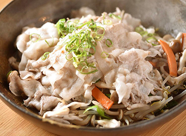 料理家監修】コンビニ食材で「ガッツリ・簡単・旨い