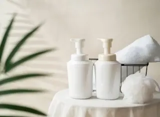 洗い流すトリートメントとコンディショナーの正しい使う順番は?違いと使い分けを解説