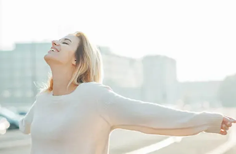 健やかな地肌から、美しい髪へ