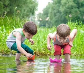 五感を刺激し、自発性も育てる！子どもと一緒に楽しみたいオススメ外遊び