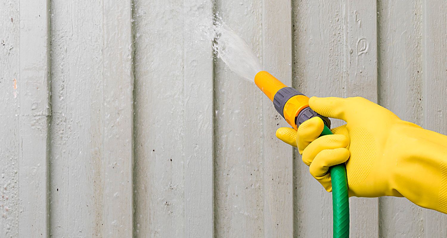 tvätta träfasaden, spola träfäsaden
