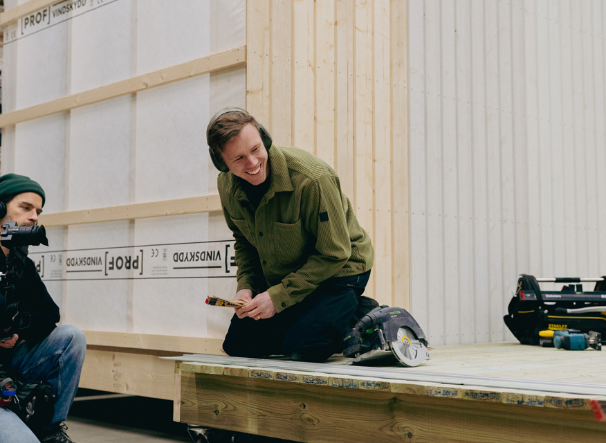 876 640 Ferry Svan Byggsnack altan