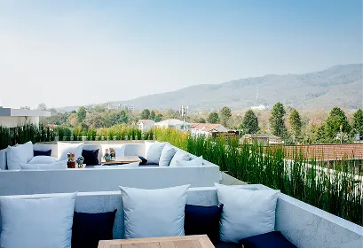 Cliffside Suite