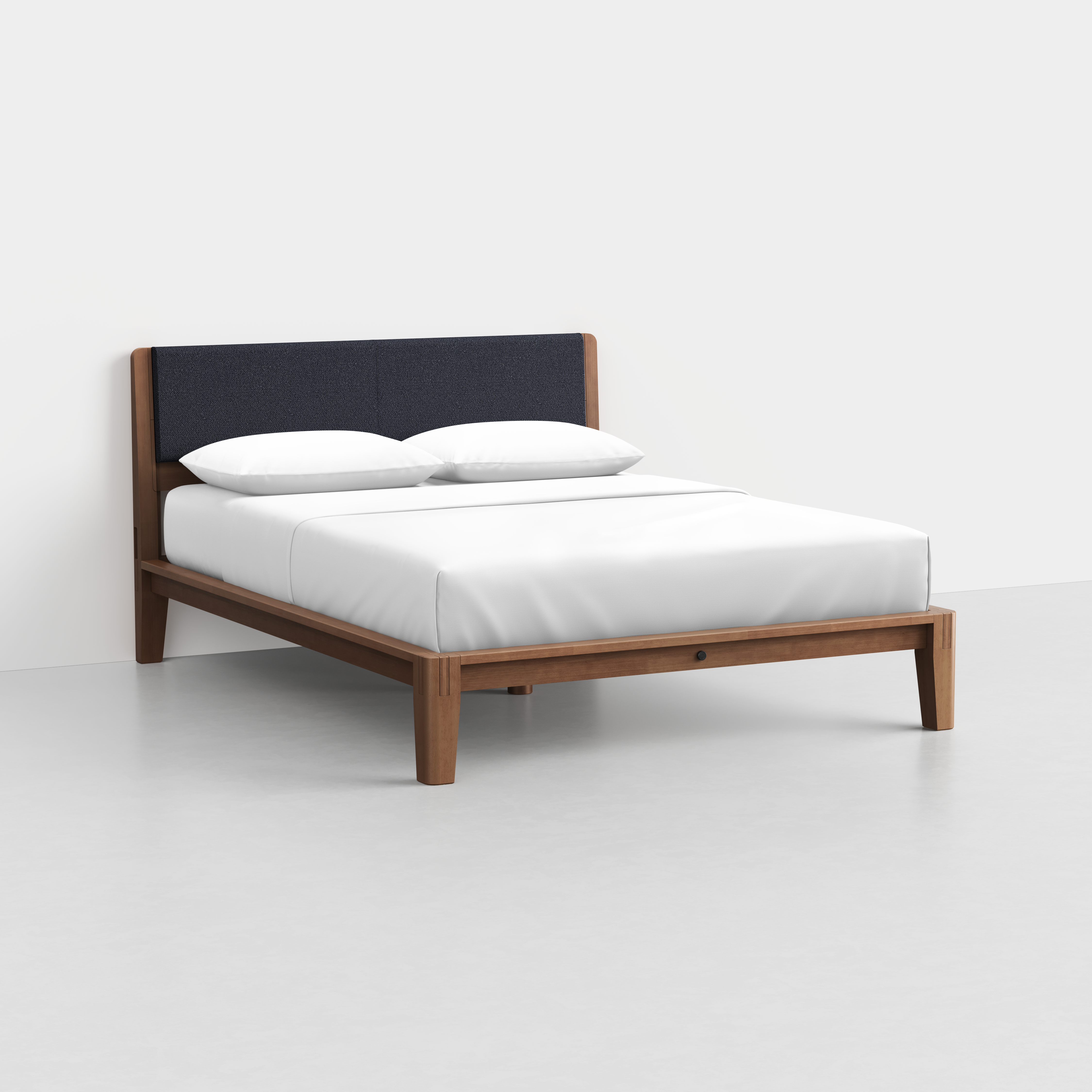 Queen / Dark Navy / Walnut
