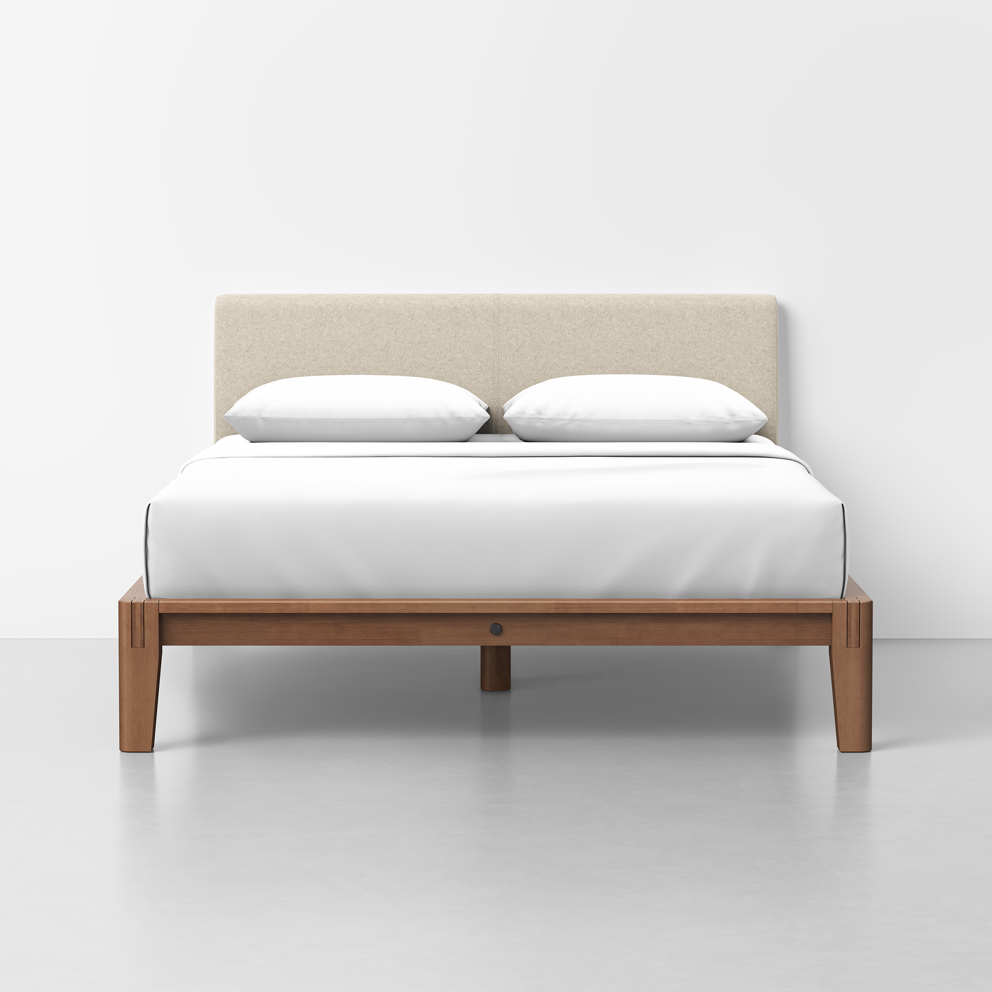 Queen / Heathered Oatmeal / Walnut