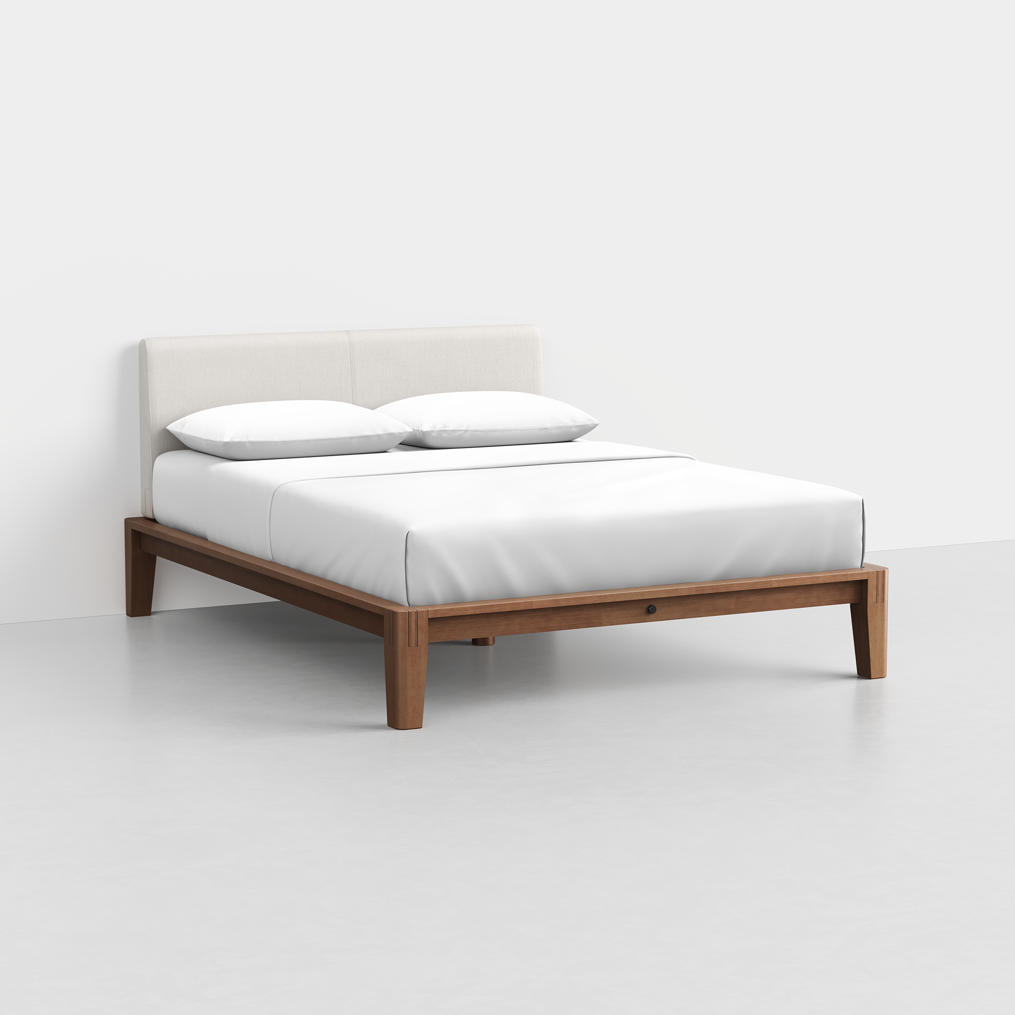 Queen / Alabaster / Walnut