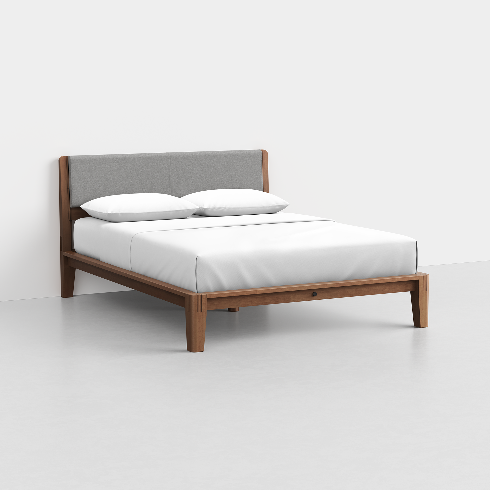 Queen / Heathered Grey / Walnut