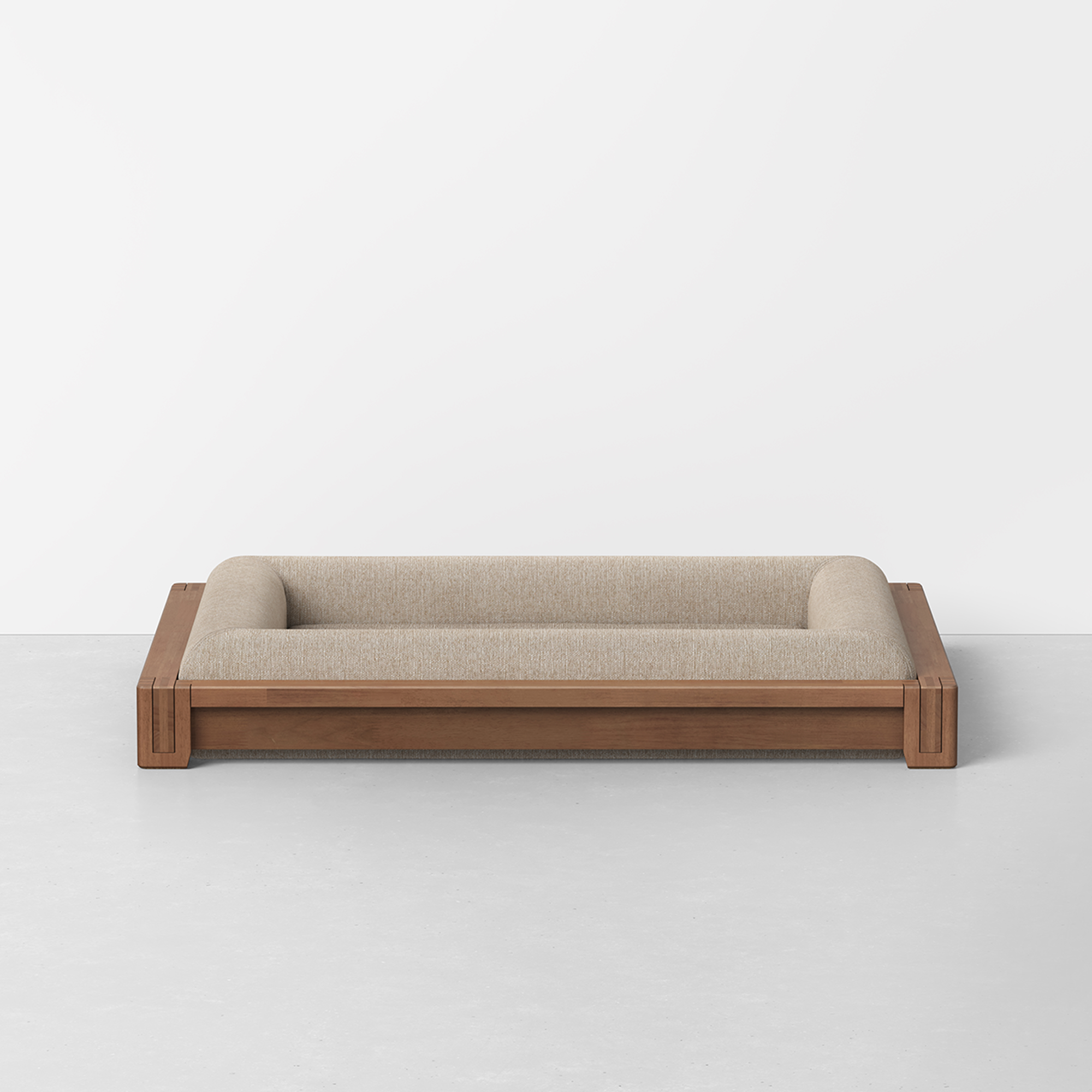 Large / Dune / Walnut
