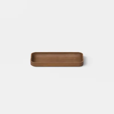 Medium / Walnut