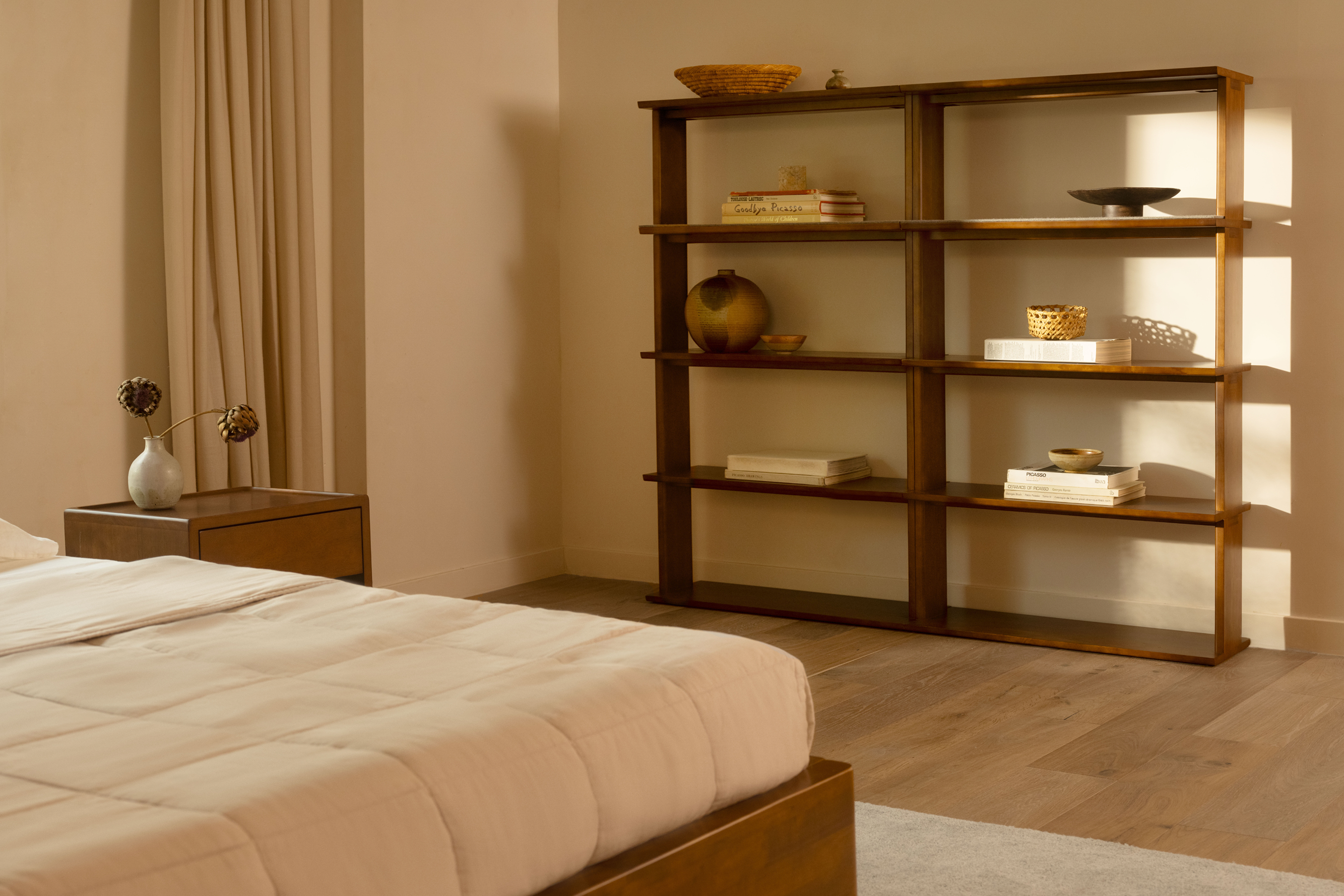 Pillar Bookshelf - Thumbnail 4