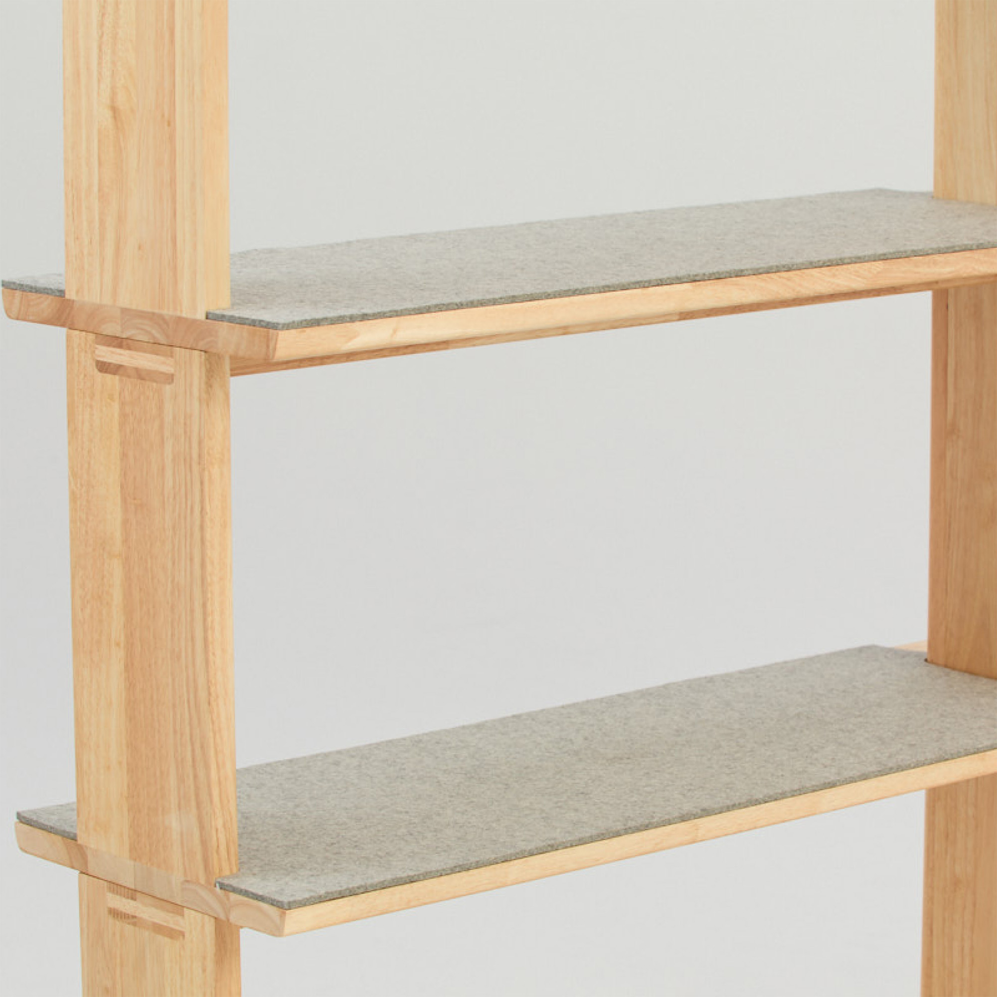 Pillar Bookshelf / Heathered Grey / Individual
