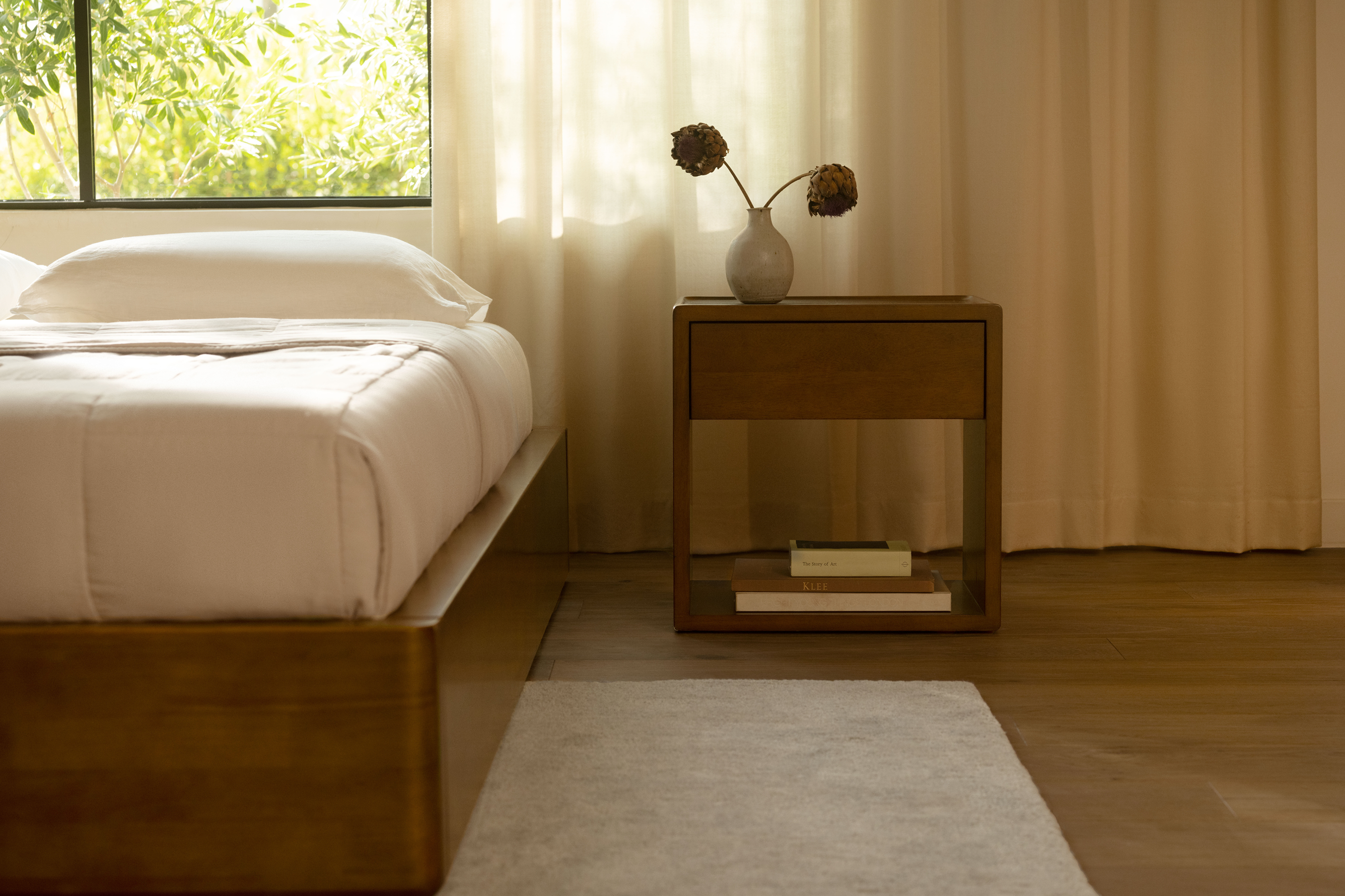 Thuma Classic Nightstand