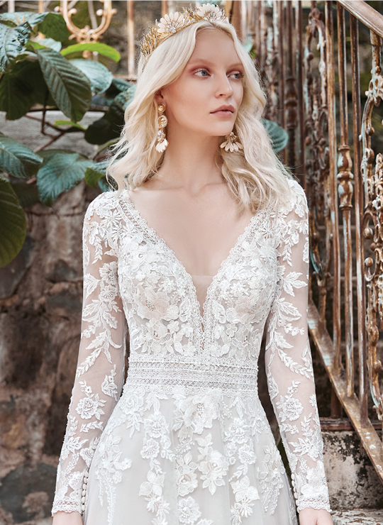 simple lace long sleeve wedding dress