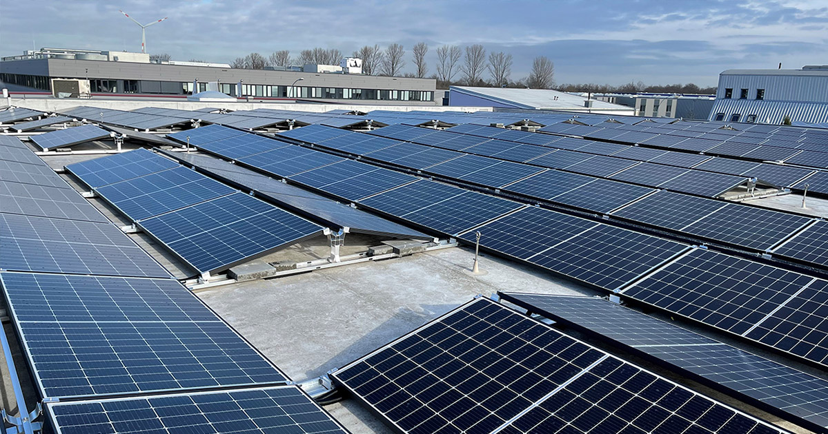 Line-Up-Photovoltaikanlage-OG