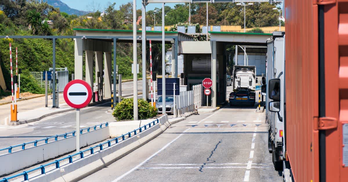 Customs clearance header