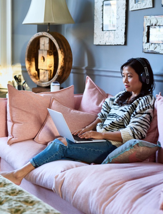 women working on laptop