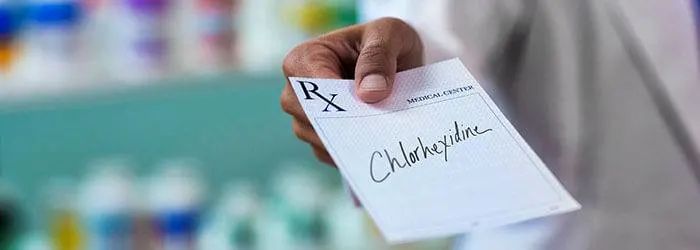 Enjuague bucal antibacteriano de clorhexidina: Ventajas y desventajas article link