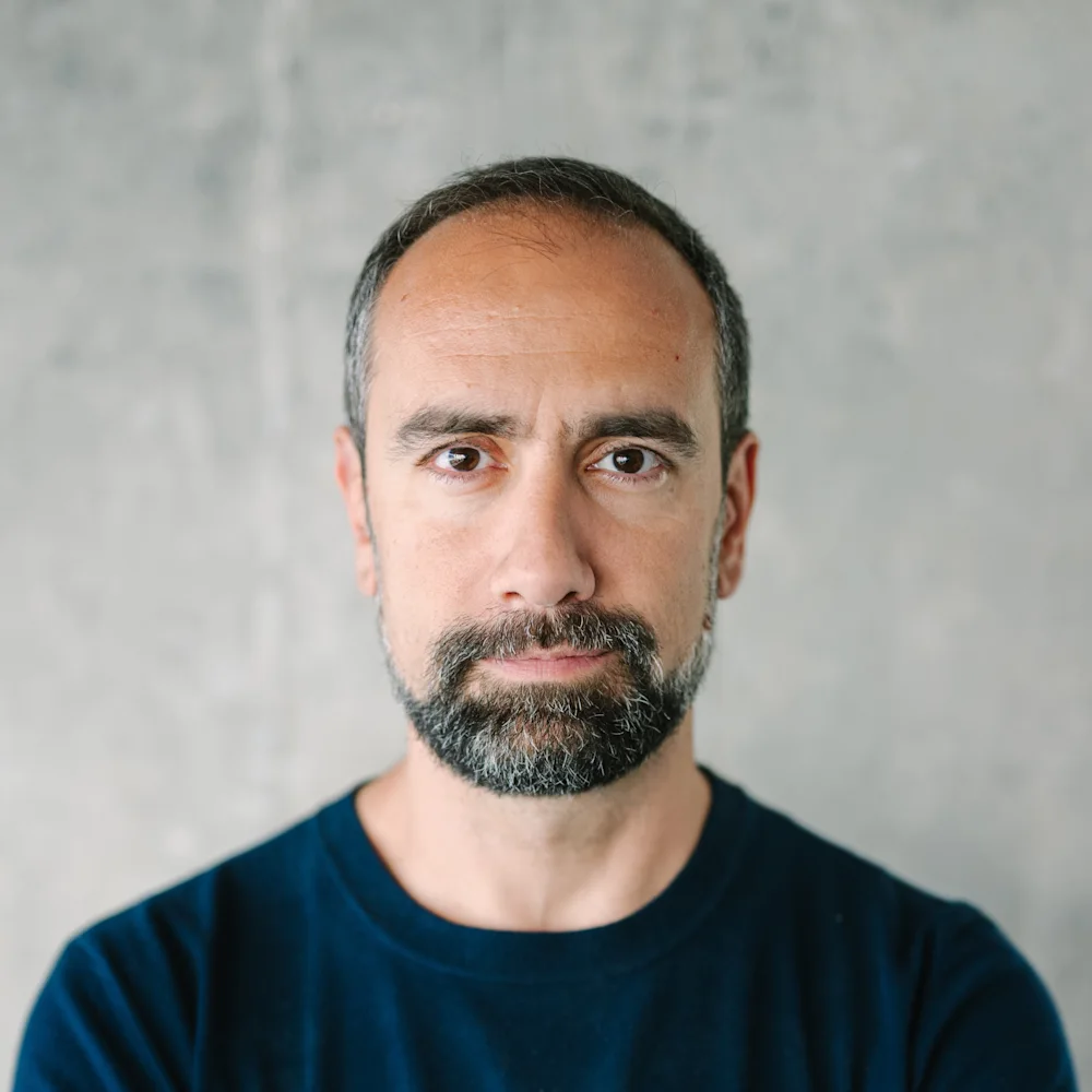George Tziralis headshot