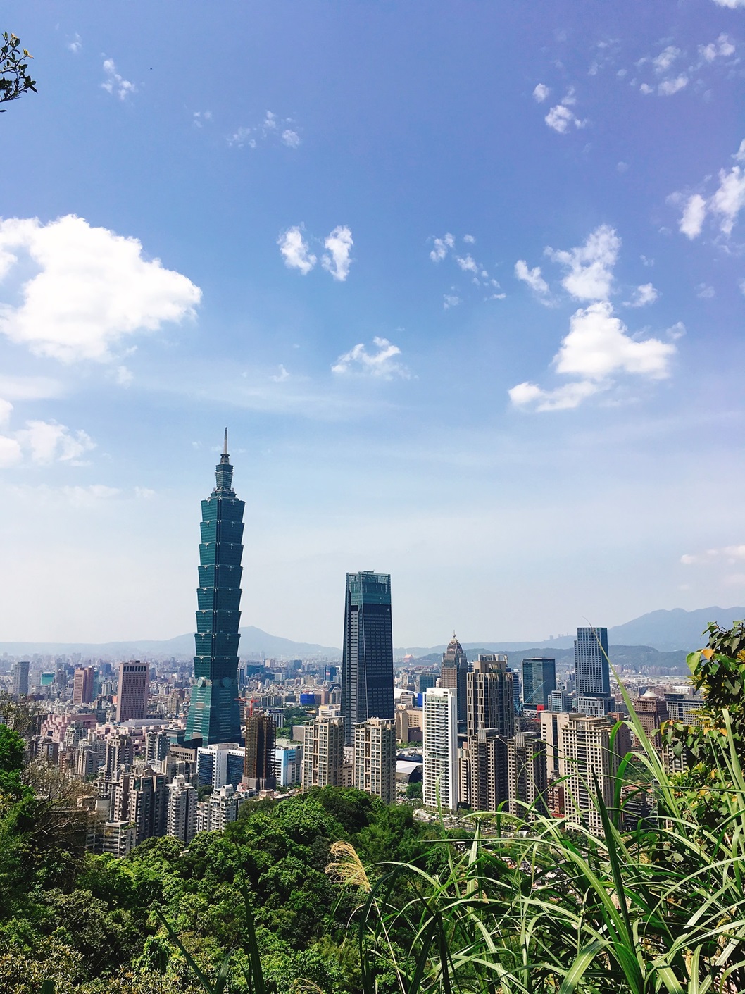 Elephant Mountain Hiking Trail: A Must-Visit for Stunning Taipei Views