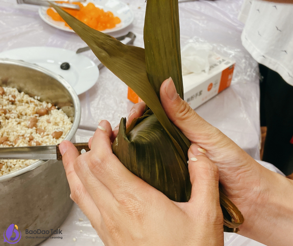 Step 9: Shape the Zong Zi