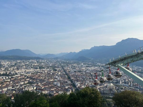 Cable car at the Bastille stop.