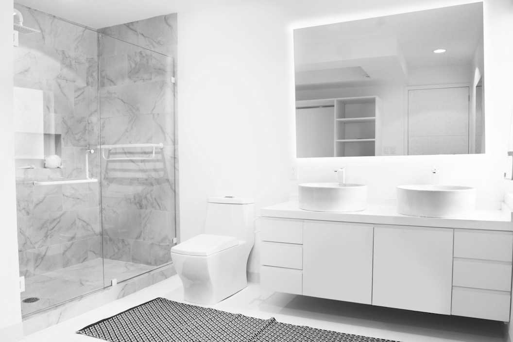 White Clean Master Bathroom