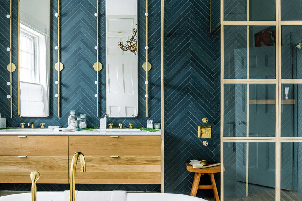 Gold Bathroom Finishes
