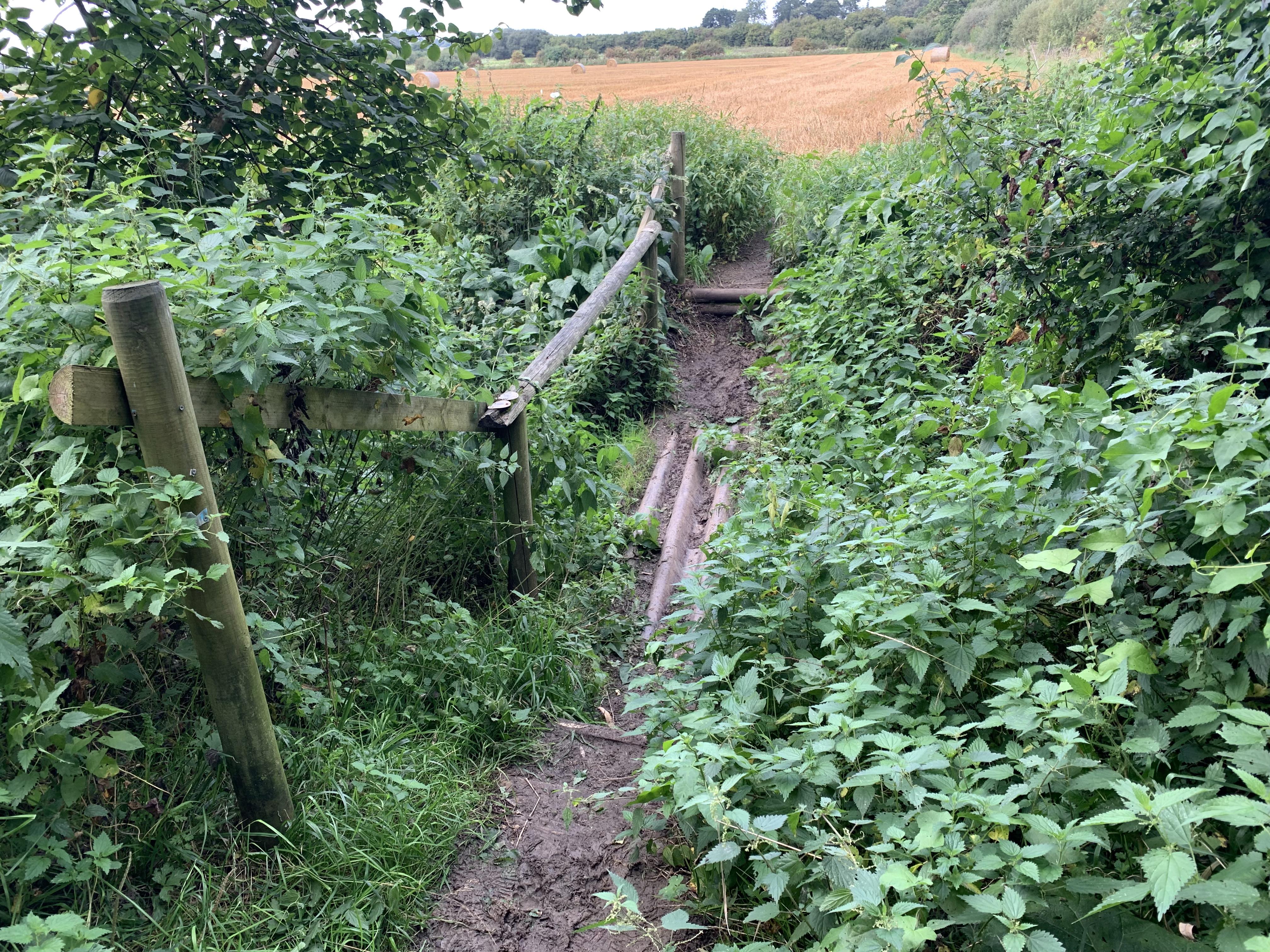 Non existent footpath