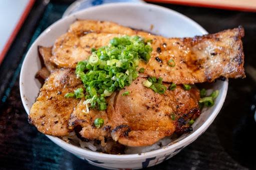 長瀞でライン下り｜名物の熟成豚味噌丼付き【 10/19｜10/25｜11/14｜11/22 】