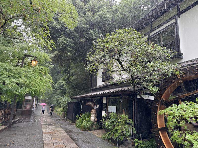 調布・ 深大寺で自然と陶芸体験ツアー｜名物手打ちそば付き【 10/24｜11/07 】