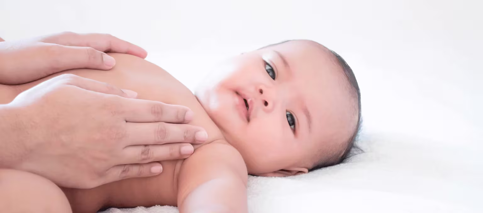 Bebé con dermatitis del pañal