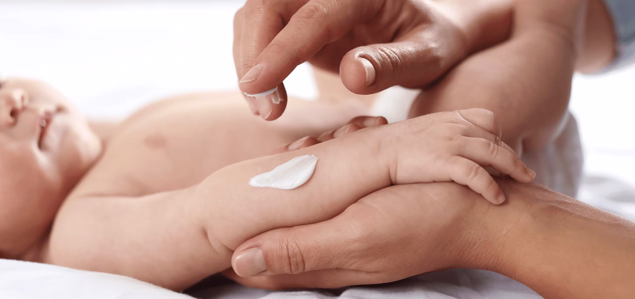 Aprenda como se desenvolve a pele do bebê