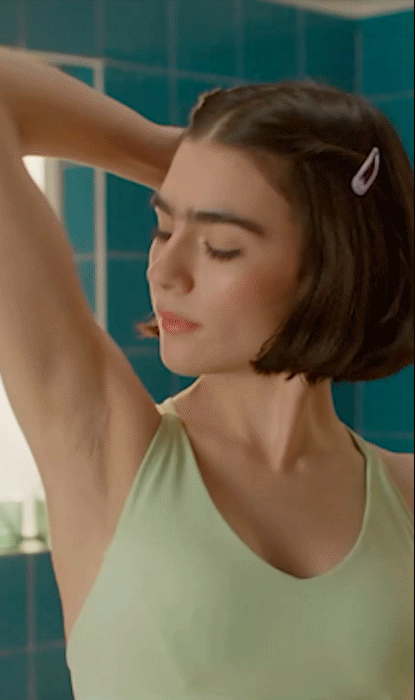 Woman showing smooth skin in the armpit area