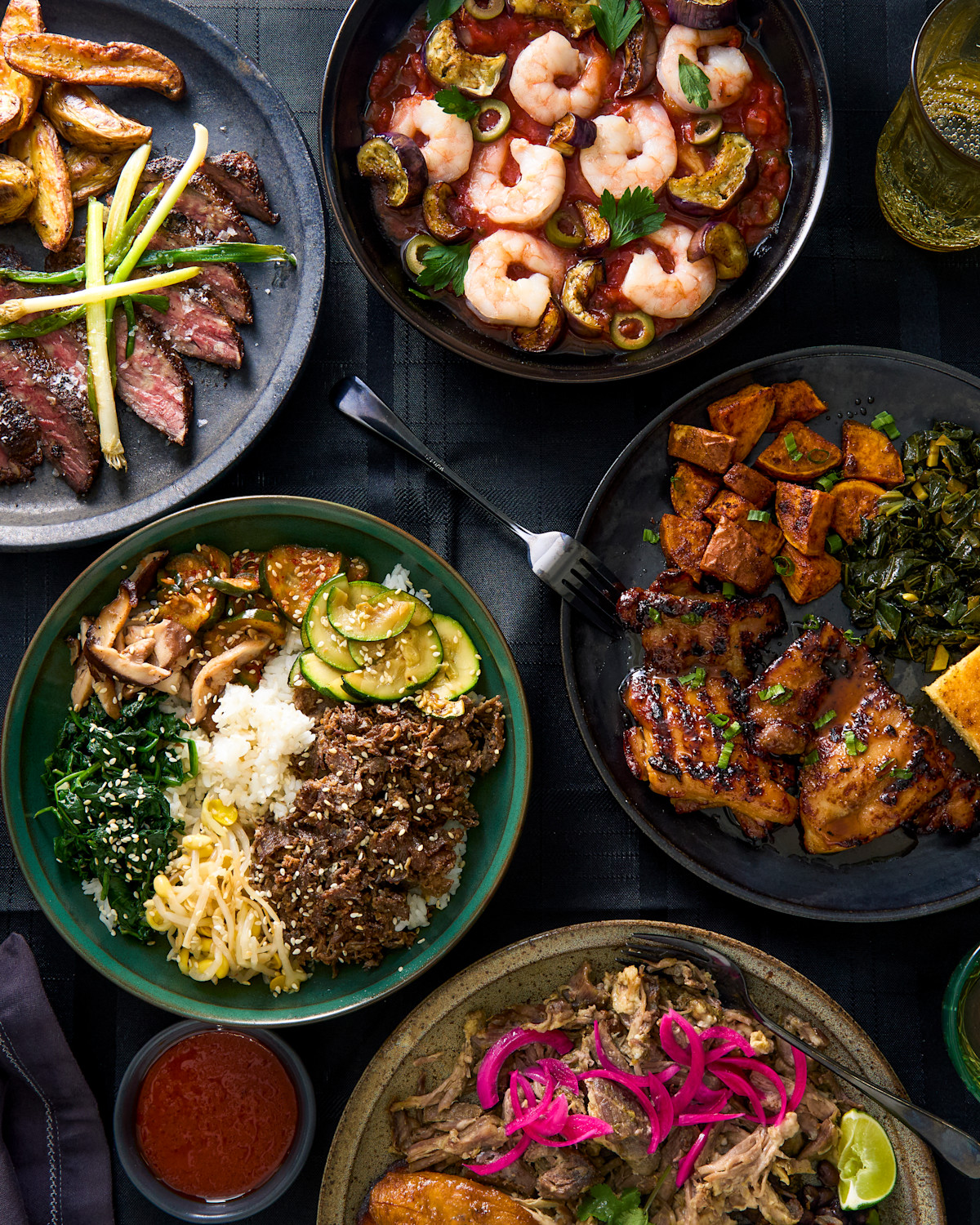 Descriptive visual related to content