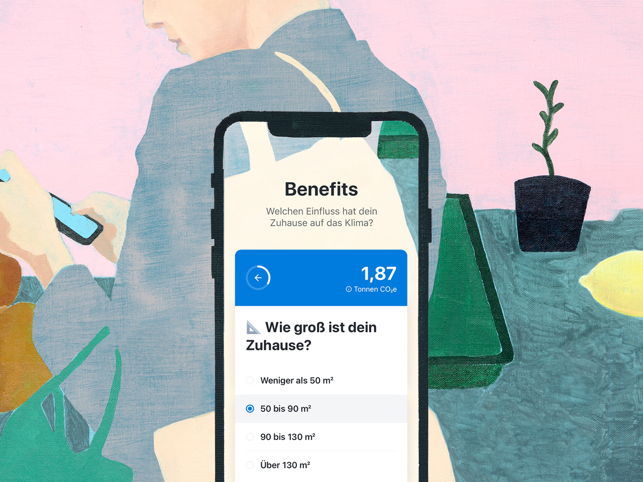Gemälde, Frau schaut auf ihr Smartphone mit einer Vorschau, in dem der Bereich mit dem Energie Rechnerr in der App sichtbar ist.