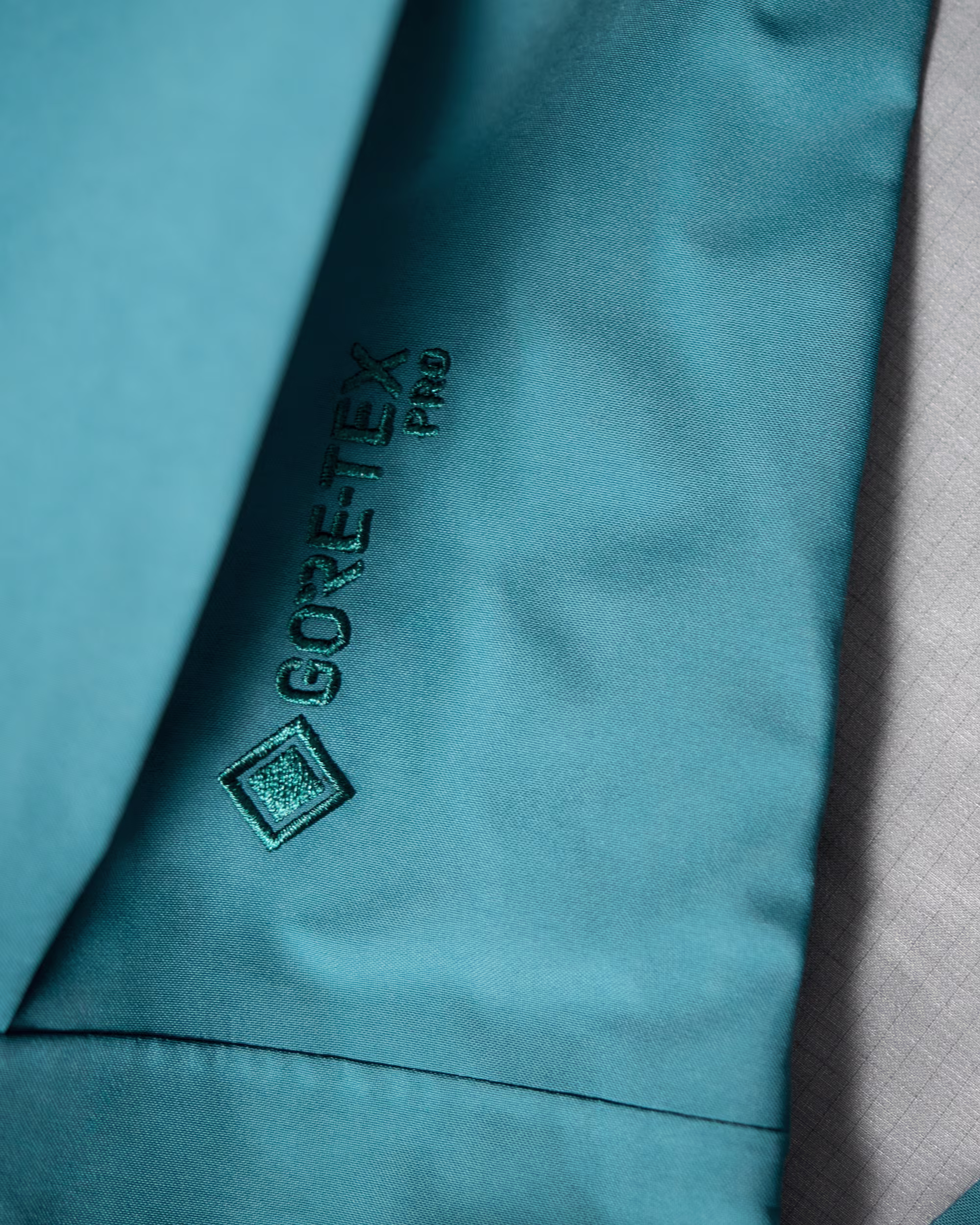 Vassi GTX PRO II jacket Detail