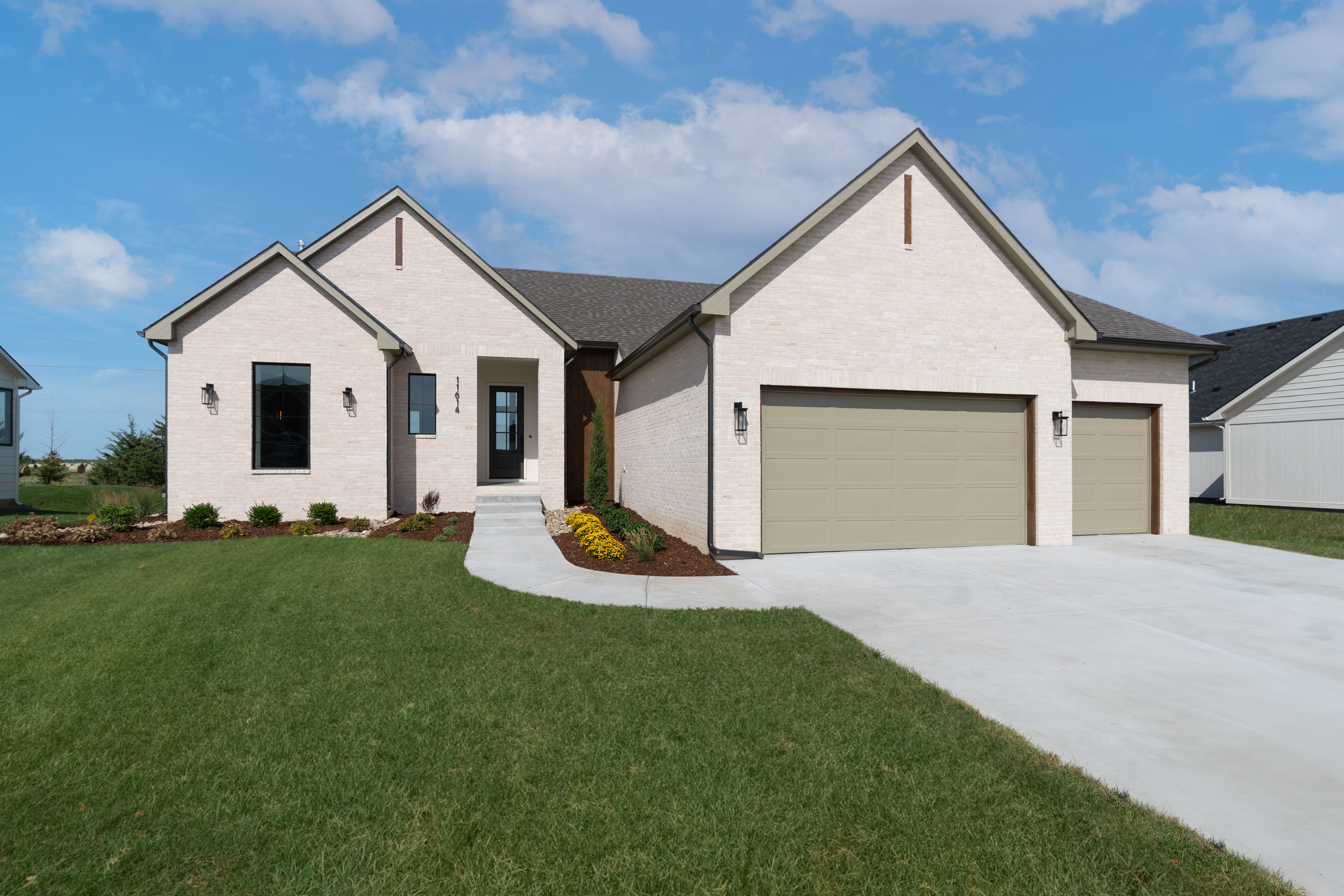 _DSC9268-Edit.jpg 1762267445288