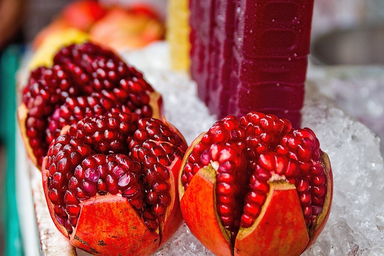 The Benefits of Pomegranate Juice for Men | Care/of