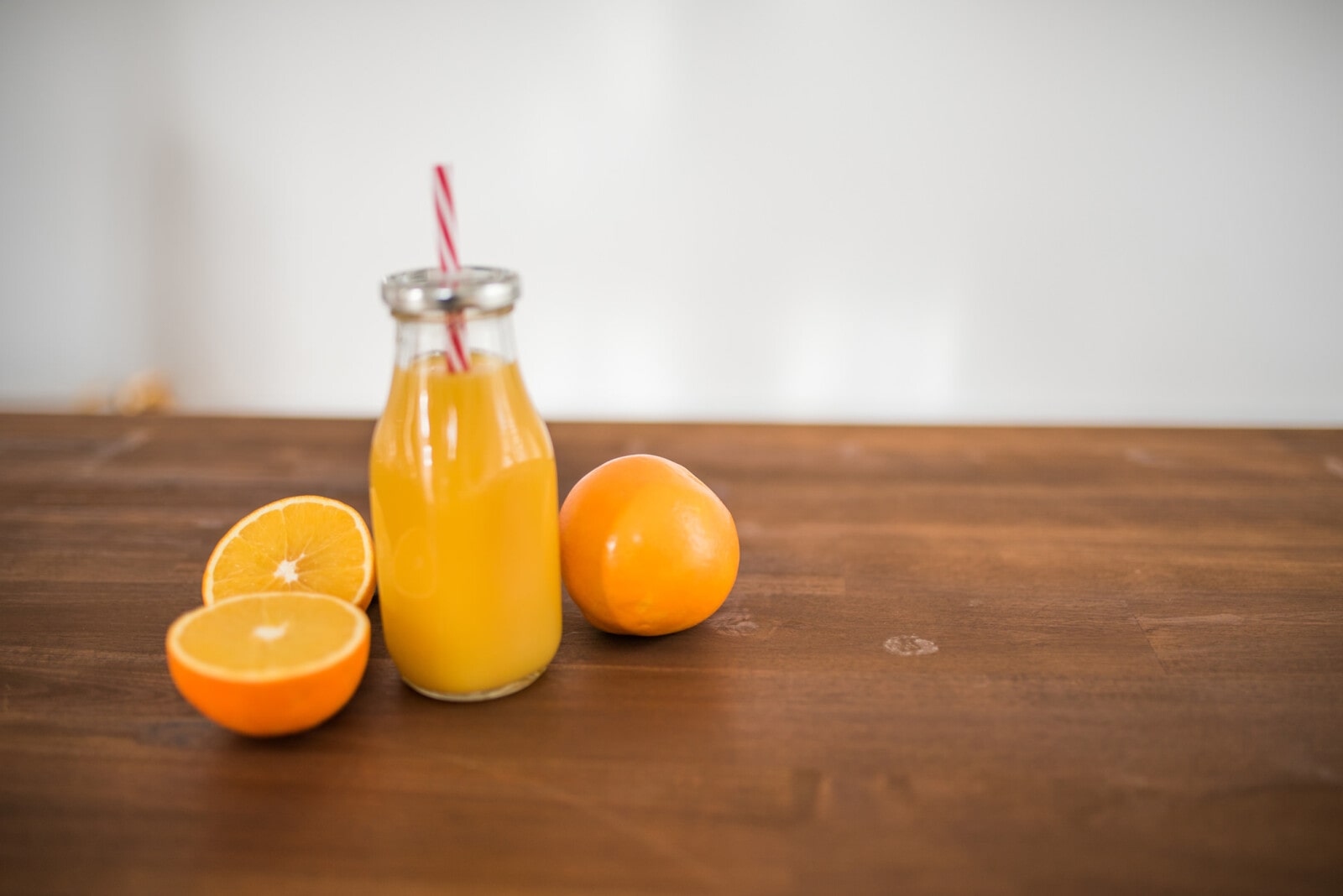 Orange Juice: Nutrition Facts, Calories and Benefits